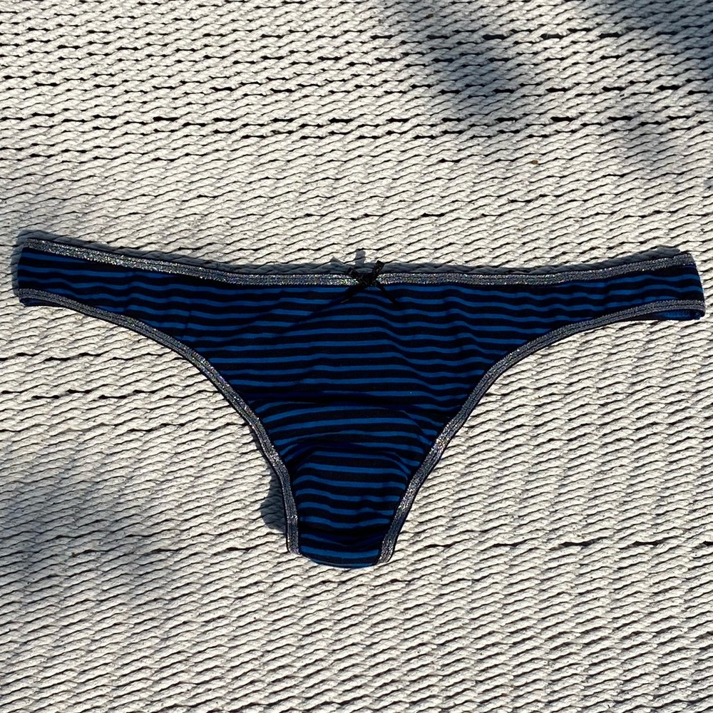 Vintage PINK Victoria’s Secret Extra Low Rise Skinny Side Thong
